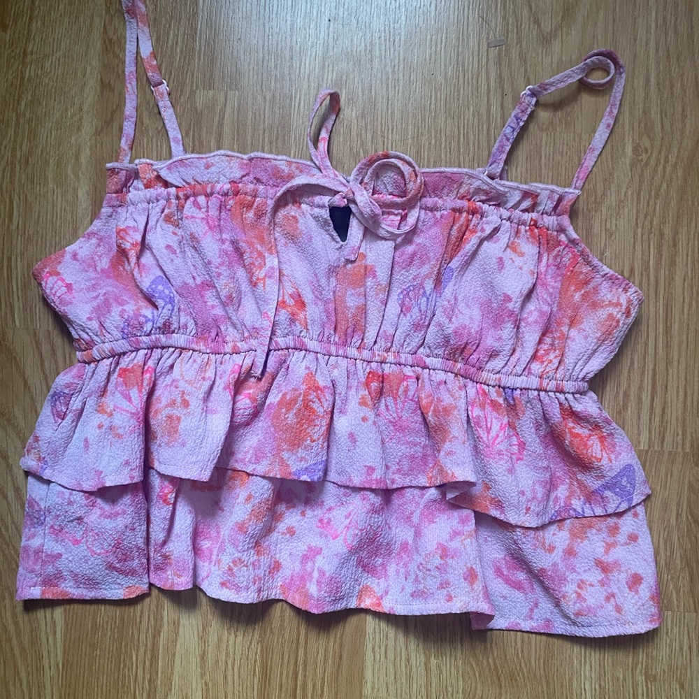 Tank top Blouse. Cropped. With Butterfly’s.